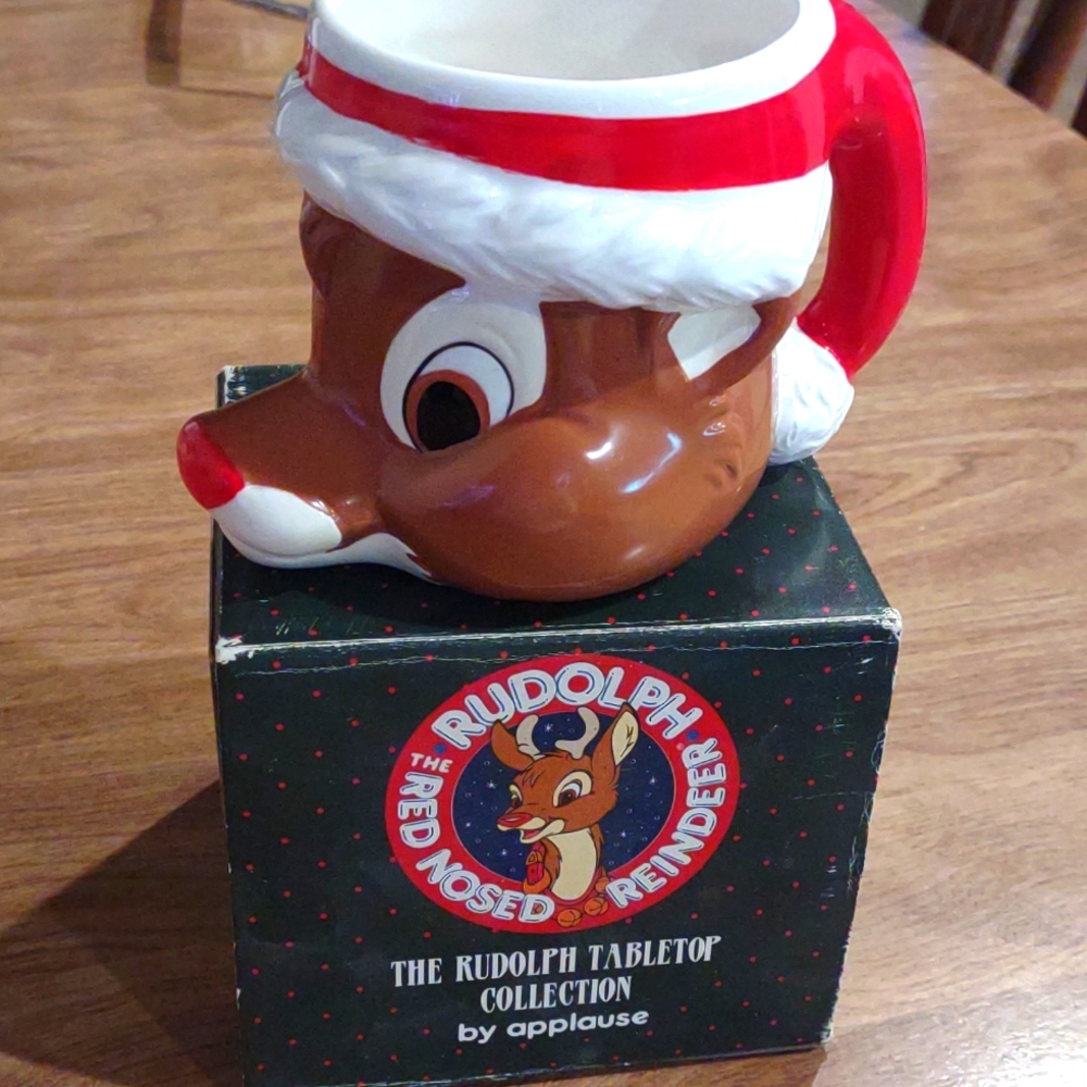 NIB Rudolph the red nosed reindeer vintage mug 🦌